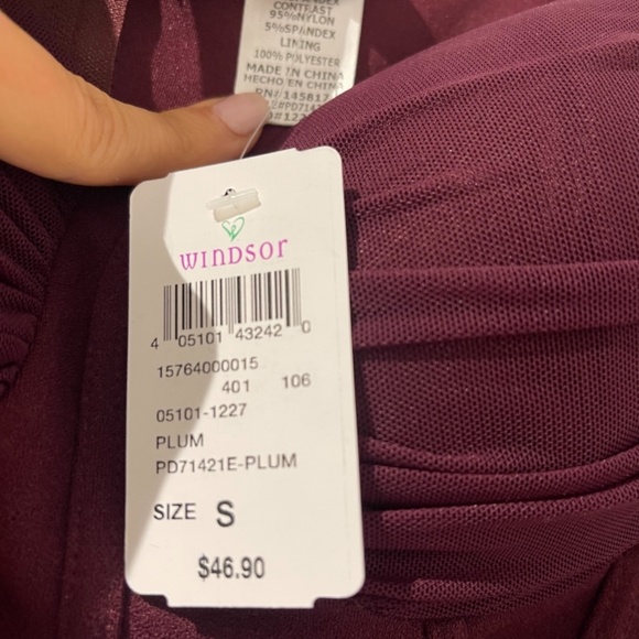 Windsor Store Dress - Picture 2 of 2